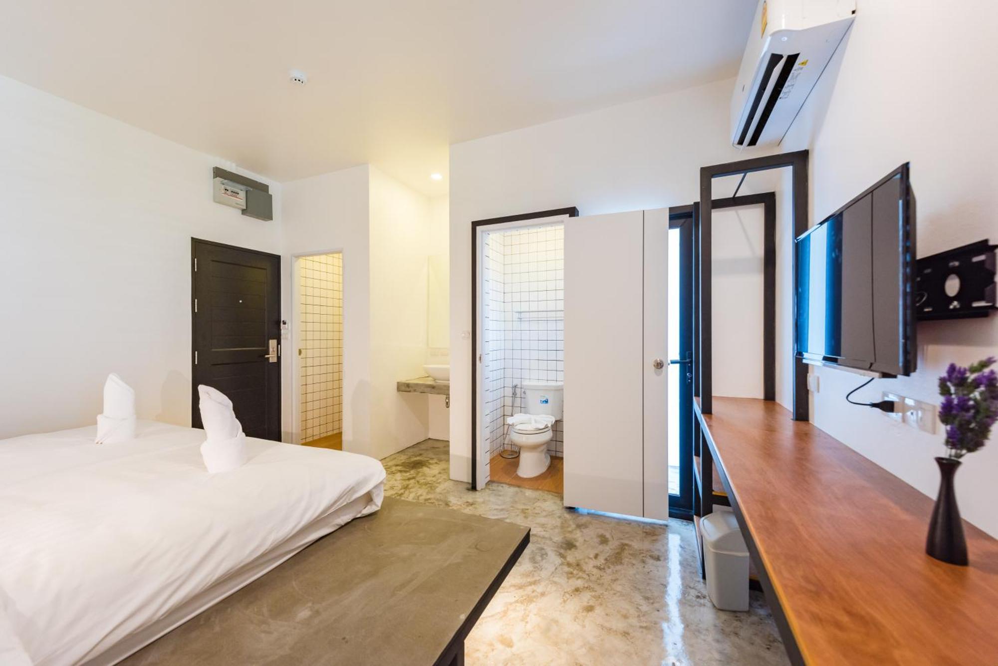 Book A Bed Poshtel - Sha Plus Phuket Exteriör bild