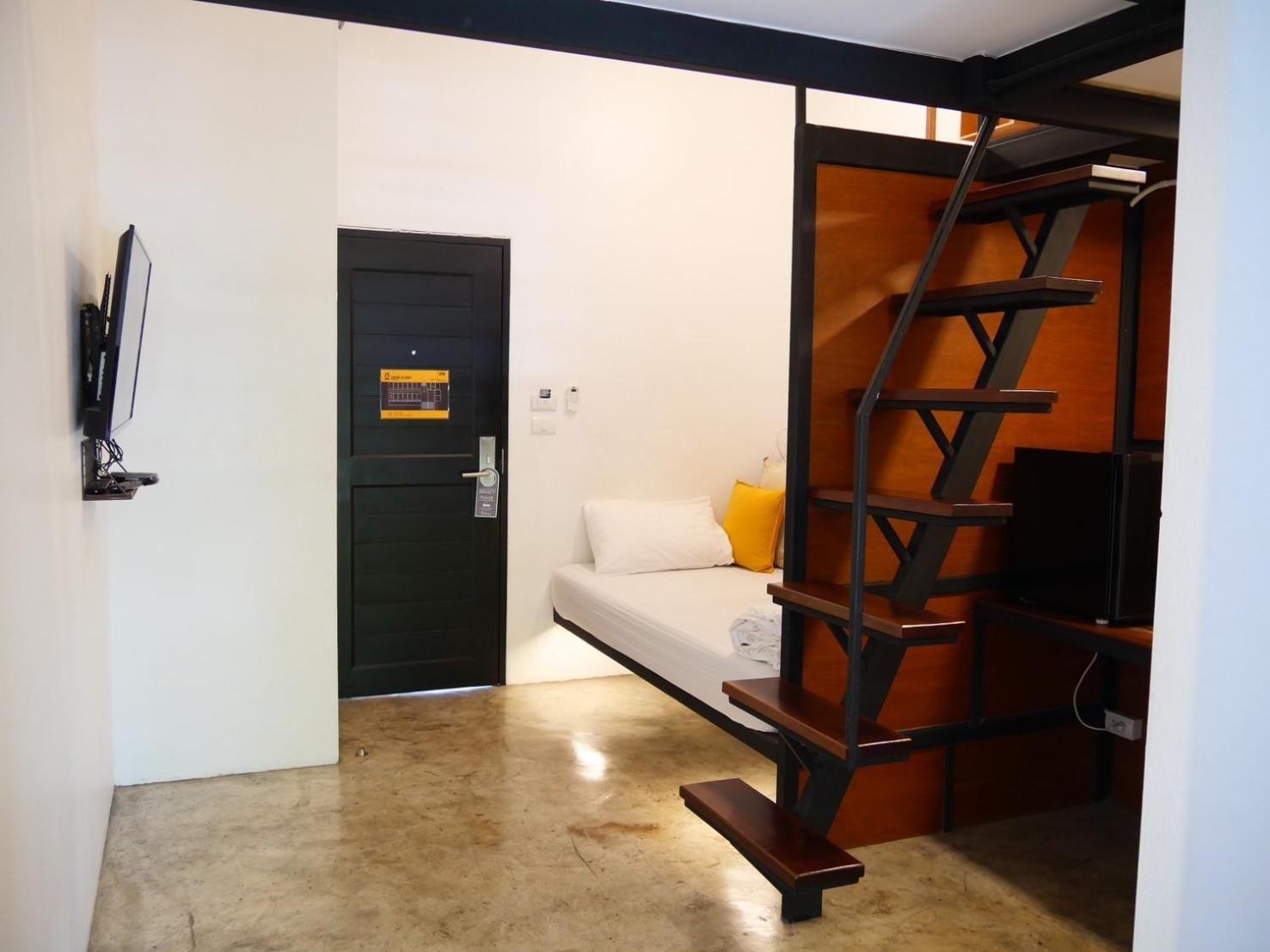 Book A Bed Poshtel - Sha Plus Phuket Exteriör bild