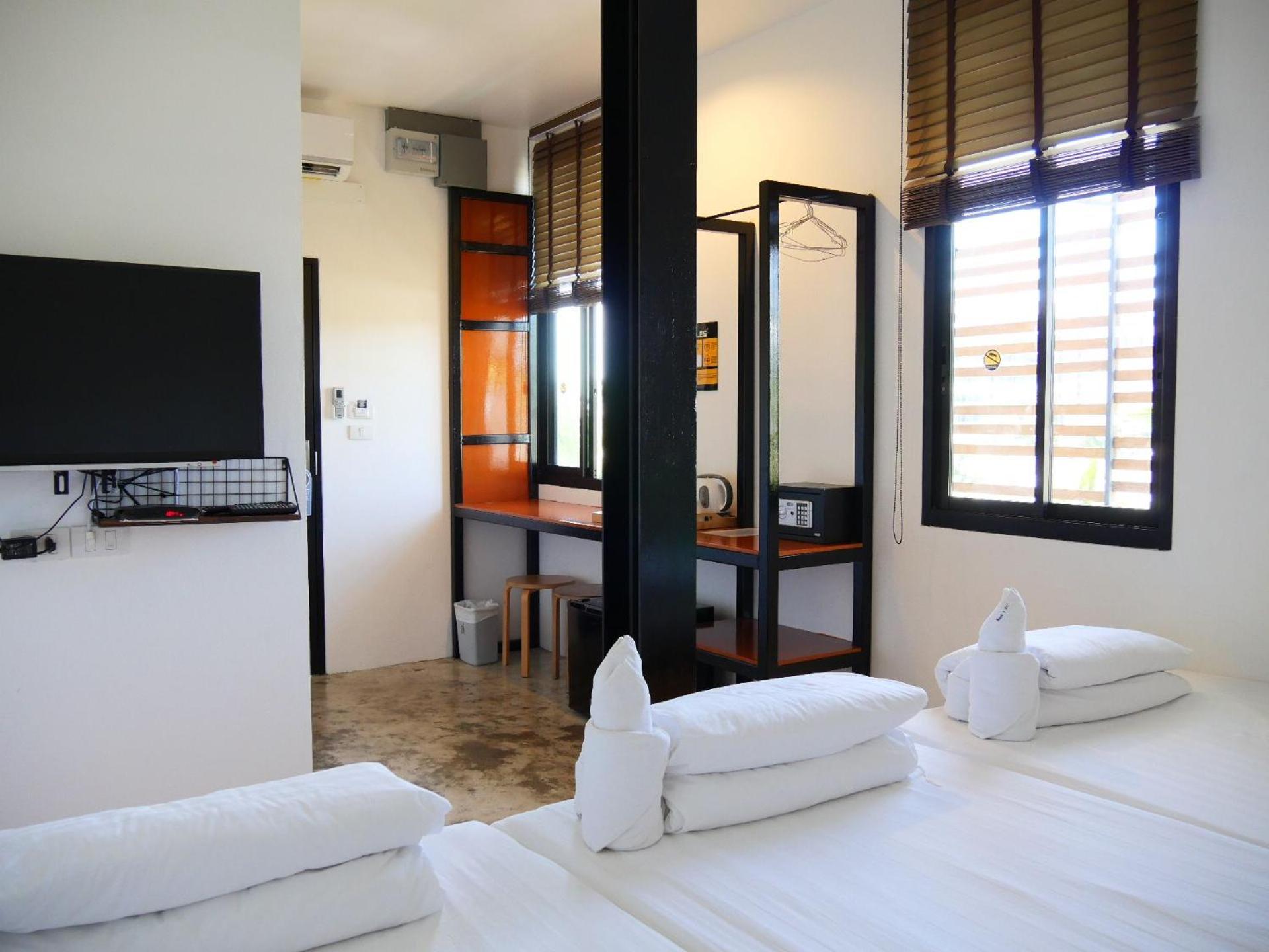 Book A Bed Poshtel - Sha Plus Phuket Exteriör bild